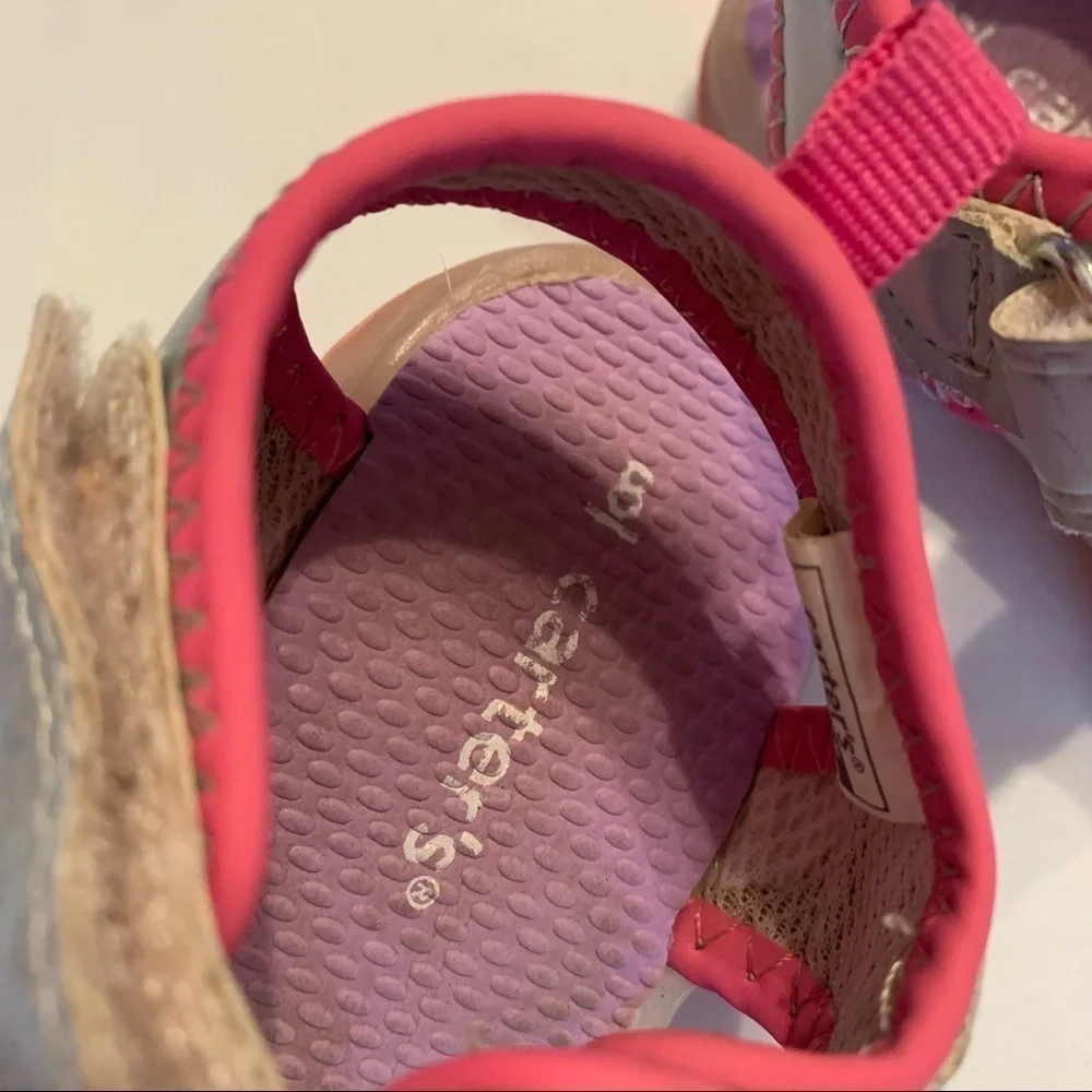 Carter’s girls pink silver heart open toe sandals size 8